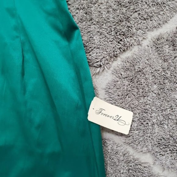 SOLD Forever 21 Emerald Sateen Mini Dress Small - Picture 7 of 8